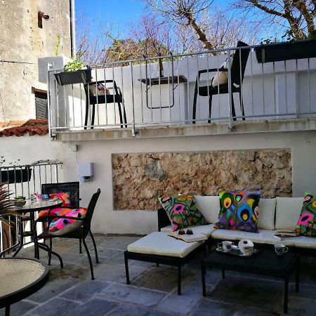 Cres Art Studio Lime Apartment Ngoại thất bức ảnh