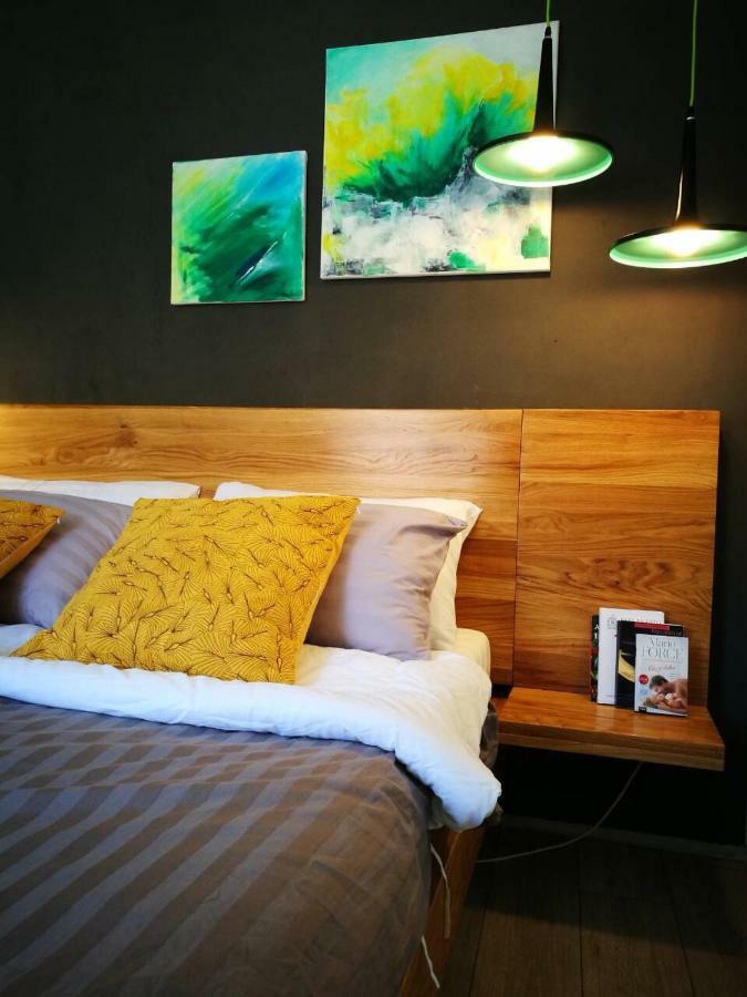 Cres Art Studio Lime Apartment Ngoại thất bức ảnh