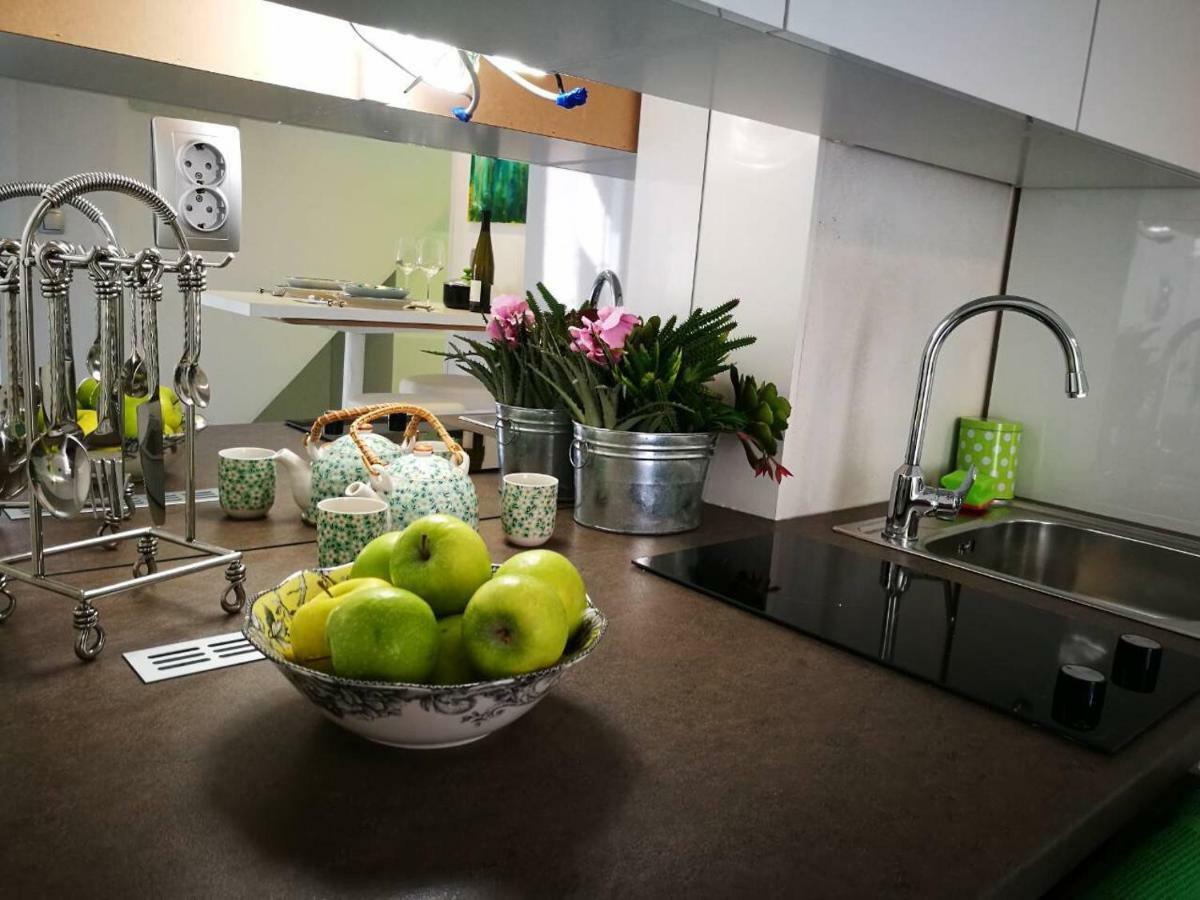 Cres Art Studio Lime Apartment Ngoại thất bức ảnh