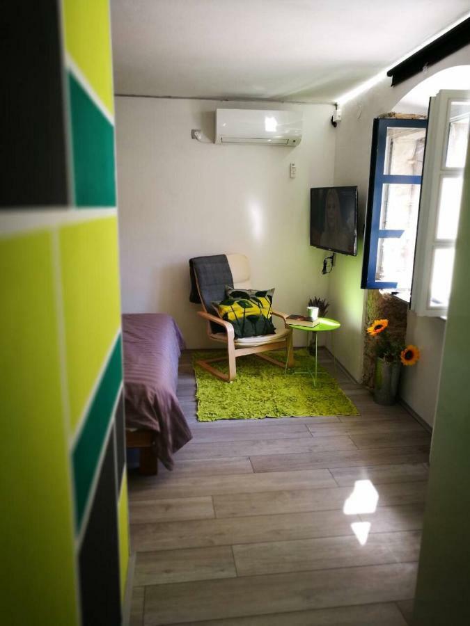 Cres Art Studio Lime Apartment Ngoại thất bức ảnh